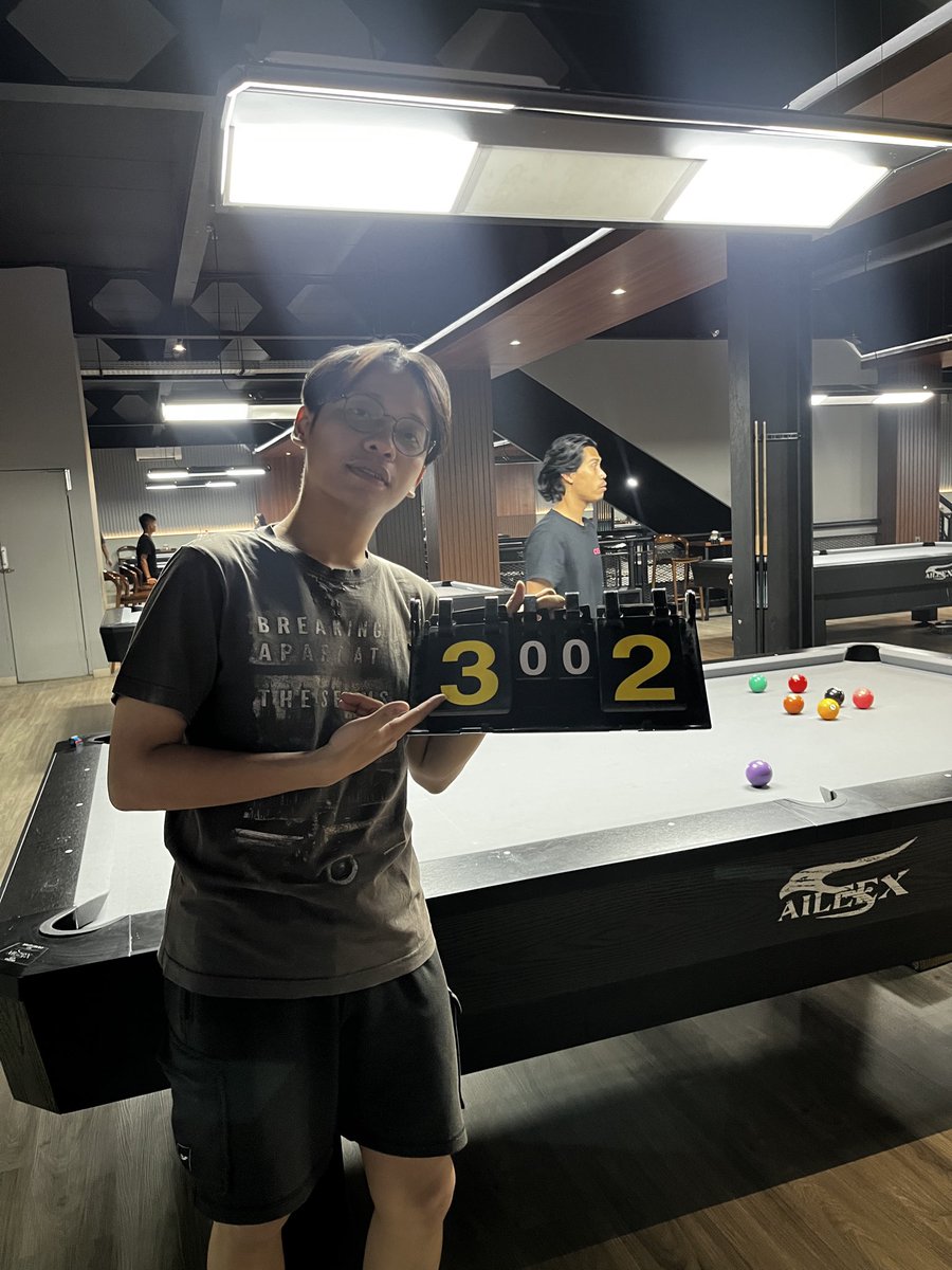 joshmnll's tweet photo. Saya mengaku kalah 9ball dari @PYeheskiel https://t.co/ay7fFp6EZH