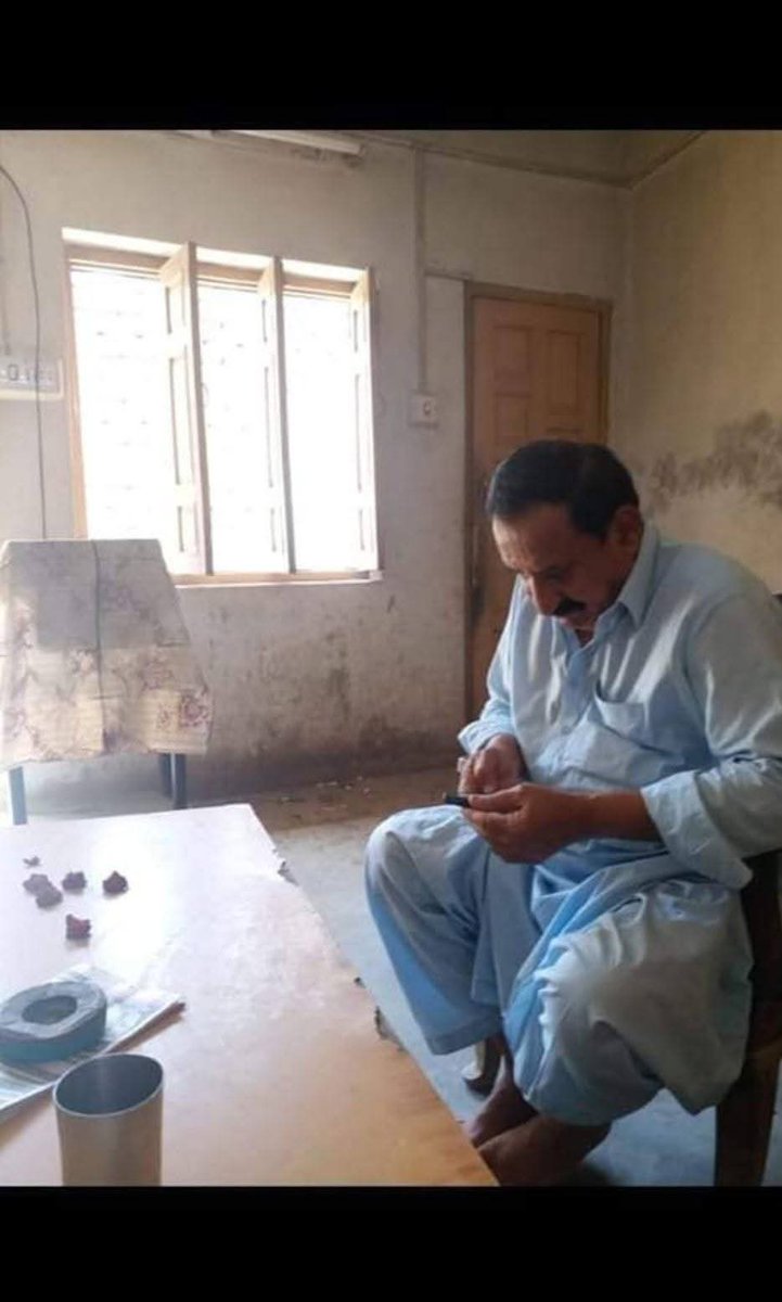 SaranGSindhYaR's tweet photo. Thousands of candidates passed the tests for grade 5 to 15 jobs, yet not a single one has received an offer order to this day.
What greater injustice and betrayal of trust could there be?
@BBhuttoZardari @MediaCellPPP @MuradAliShahPPP @AseefaBZ @HRCP87
#JusticeFor5to15Candidates https://t.co/kZpCCwXyB7