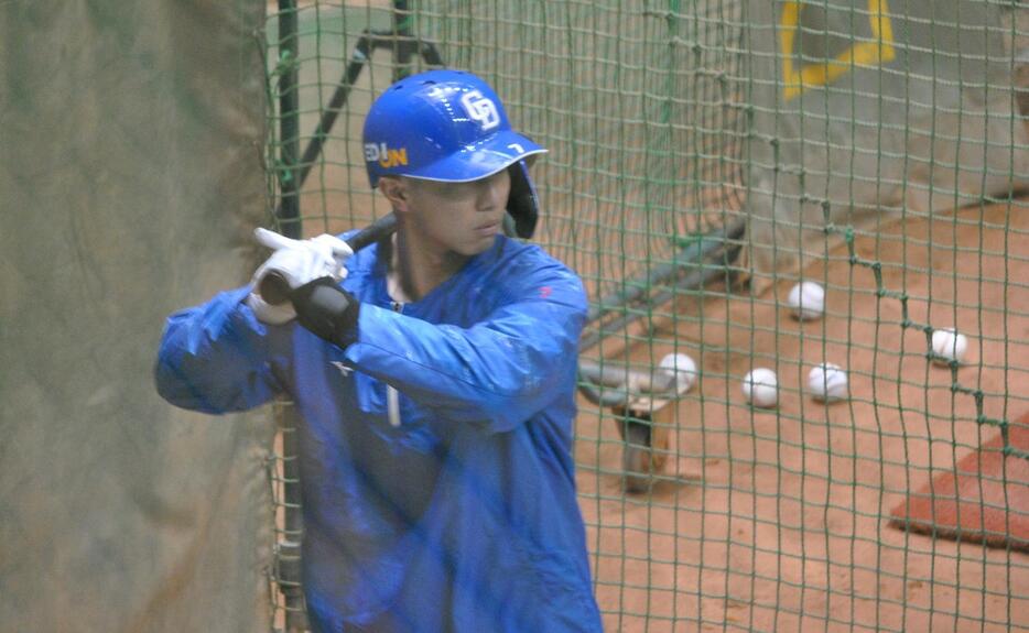 【中日】故障に泣いた福永裕基がチーム最年長29歳で「フェニックス」参加　実戦感覚取り戻す（日刊スポーツ）-Yahoo!ニュース news.yahoo.co.jp/articles/a6fdf…

中日福永裕基内野手（29）が来季のレギュラー奪回へ、6日からの「みやざきフェニックス・リーグ」に参加する。