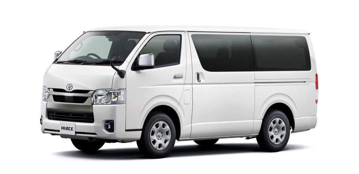 #ハイエース
#ダークプライムS
フロントフェイス、どノーマルでいくか、TRDにするかずっと迷ってる…