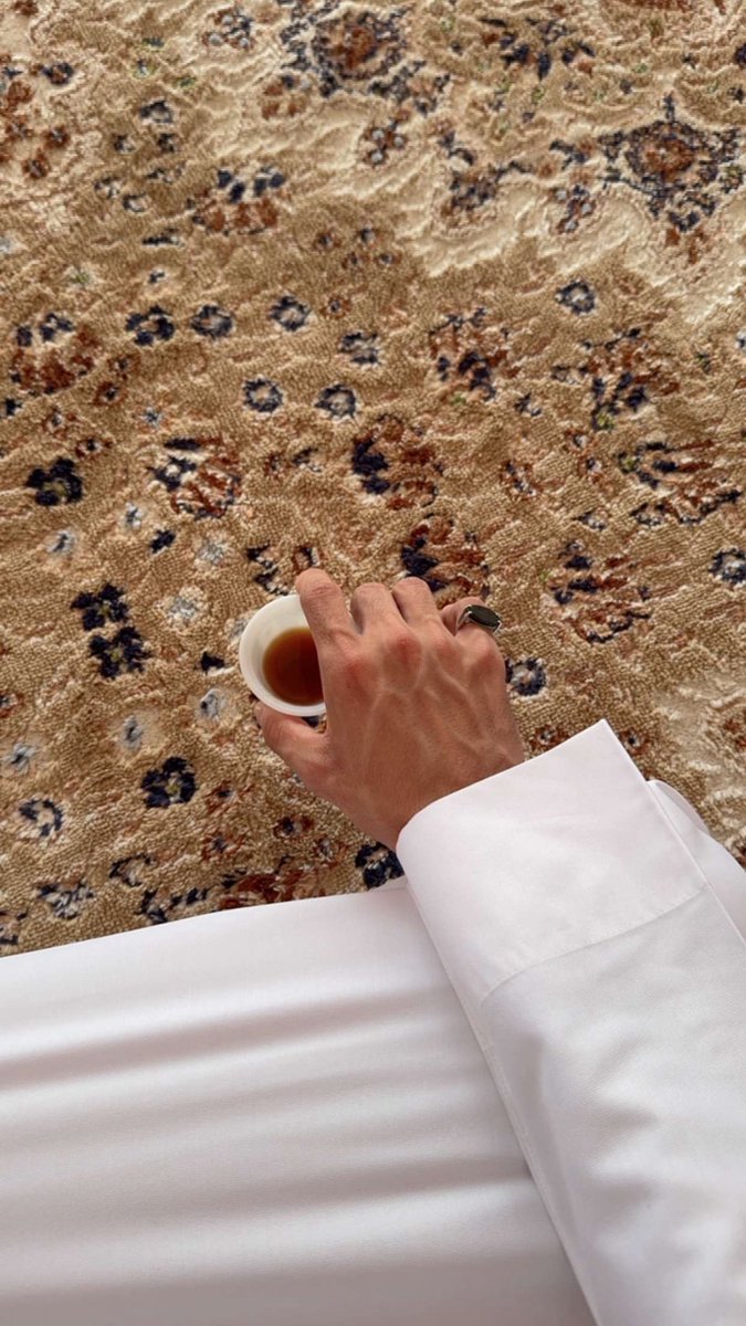 عزيْز . tweet media