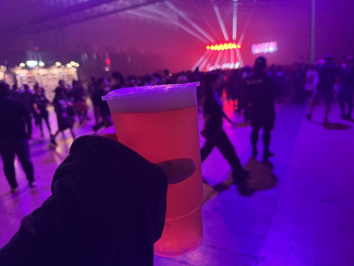 PTP_muze's tweet photo. 生まれて���めてぎっくり腰になりました。 https://t.co/aTf76tLPKW
