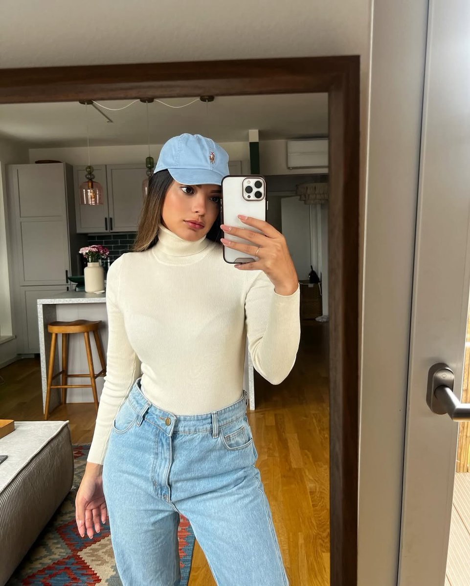 Maya_Turner tweet media