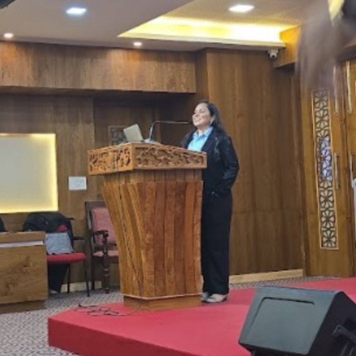 KristuJayantiU's tweet image. 💡 #AlumniInteraction on “Software Development Journey &amp;amp; Power of #CRM”
The Dept of #ComputerScience (PG), #KristuJayantiUniversity, hosted alumna Ms. Bhavana N, #BusinessAnalyst at #Aliaxis, Bengaluru, on 27 Sept 2025.
 instagram.com/p/DPaxpFnkmbT