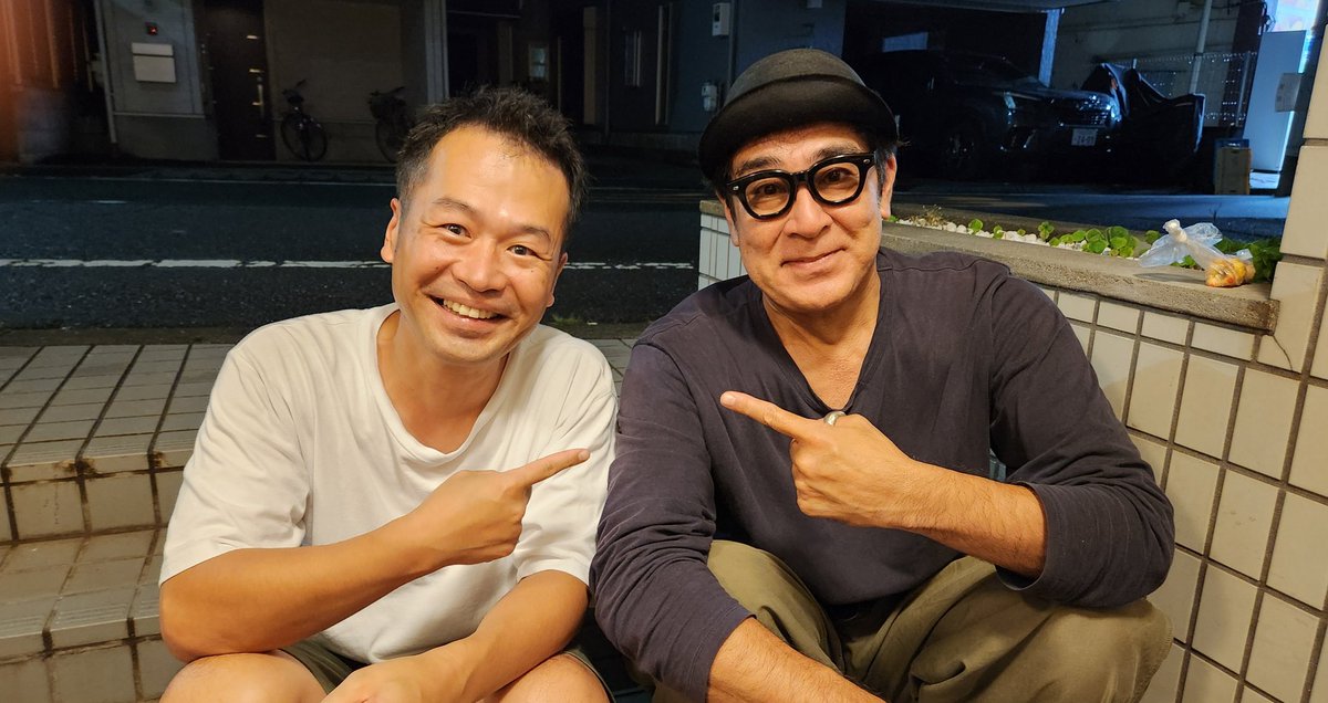 宇梶剛士さん
東京倶楽部の稽古場に来てくれました。
もう出会ってから20年くらい
久し振りに会えて、お話たくさん出来て嬉しかったです✨

#宇梶剛士