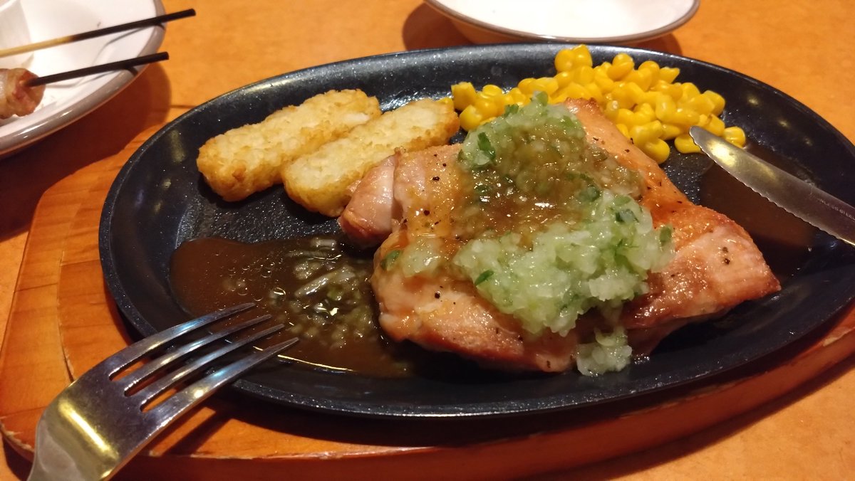 三重方面から無事に帰宅しました。友人さん達とのコス撮影会は、生憎の雨天でしたが、楽しすぎました。お世話になった皆様、お疲れ様でした〜。またご一緒したいです。