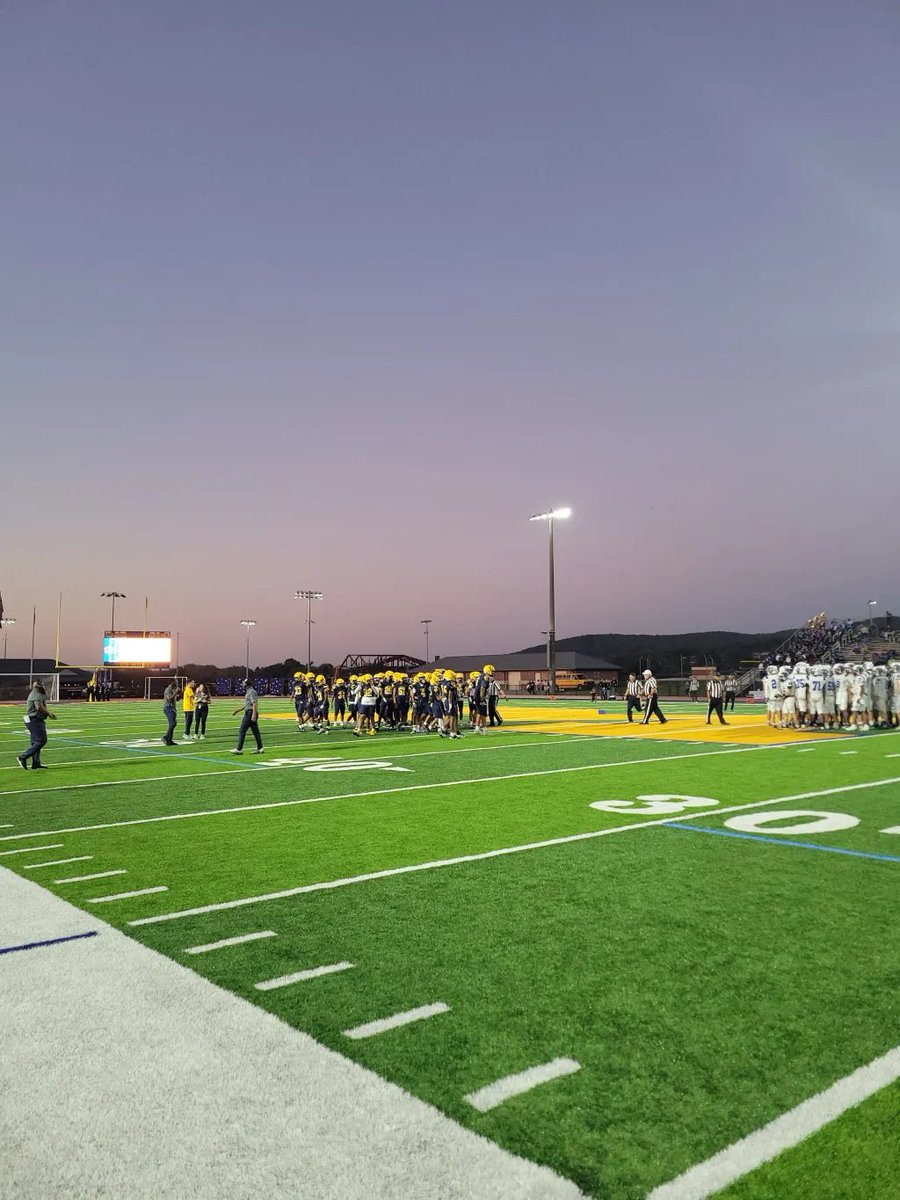 footballcoach79's tweet image. HUGE ARTICLE BELOW:
Muhlenberg vs. Exeter, In-Person Eval/Highlights
@Camsmall28 
@mikey_miller1 
@PoarBearZ72 
@adrielbaez04 
@JaydenWare_1 
@joel_ummarino 
@aidandauble2026 
@Leomar2k 
@ReinertBraylon 
@jacksonkozik00 

prepredzone.com/2025/10/muhlen…