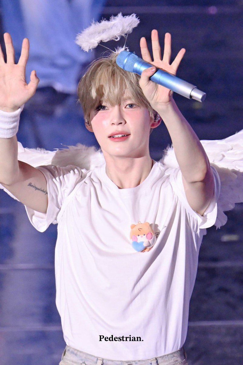 𝟐𝟓𝟏𝟎𝟎𝟓 𝐏𝐫𝐞𝐯𝐢𝐞𝐰.

🤍

#ZEROBASEONE #ZB1 #제로베이스원 
#성한빈 #SUNGHANBIN