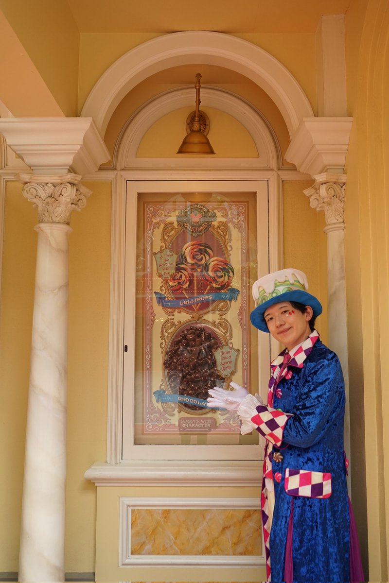 eclairphilhar's tweet photo. Vanellope's sweet pop world
イッツアスウィーツフルタイム🍬🍭🍪🍫🍩
ケーキハットダンサー🥝

Life is a feast so come take a bite the tastiest treats that you've ever tried.
人生はご馳走！だからあなたが食べた中で一番美味しいお菓子を一口食べに来て！
#Dハロ仮装2025 #Dハロ仮装 https://t.co/QGq9stxyhR