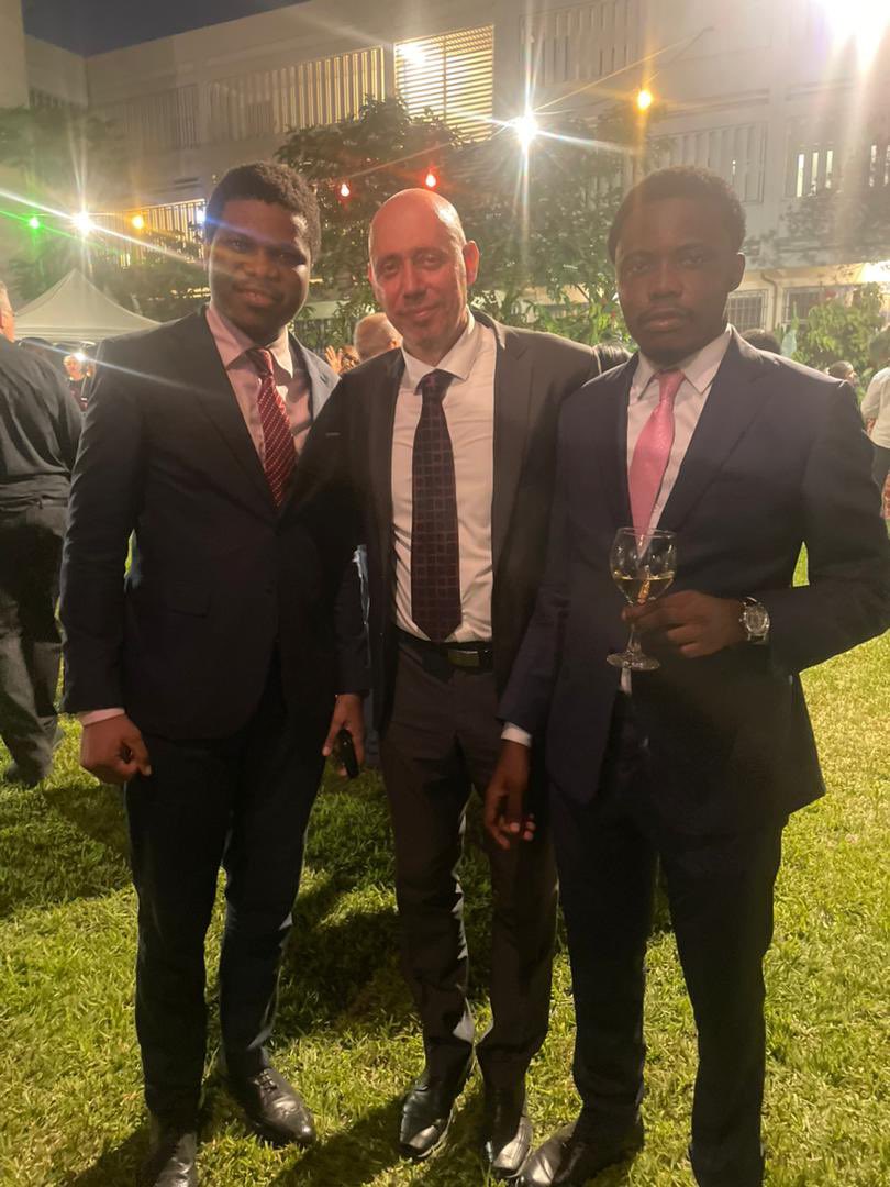 Fericofficiel's tweet photo. #JournéedelUnitéAllemande | retour en images 

Le vendredi 3 octobre, une délégation de notre association le @Fericofficiel a honoré l’invitation de SEM. Ingo Herbert, Ambassadeur @Allemagne_RDC, en prenant part à la cérémonie commémorative de la Journée de l’Unité allemande. https://t.co/Ta2ZibA195