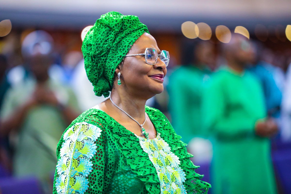 Through it all, His hand has kept us

I will remember the deeds of the Lord; yes, I will remember Your miracles of long ago -  Psalm 77:11

Happy Sunday 💕