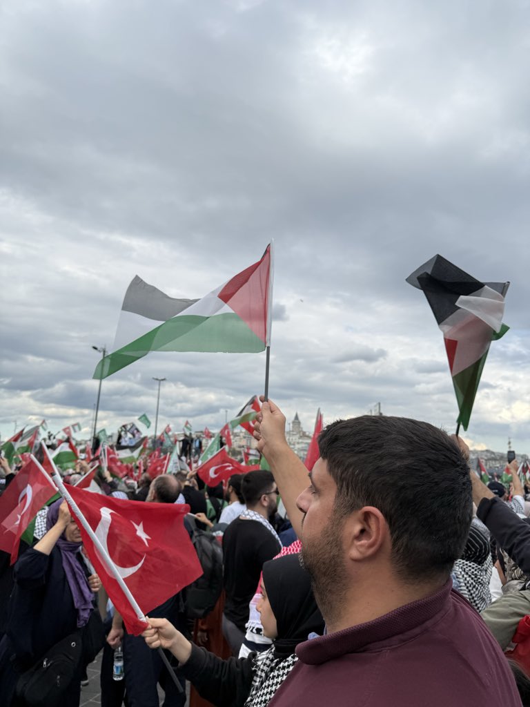 Tarık Şebik tweet media