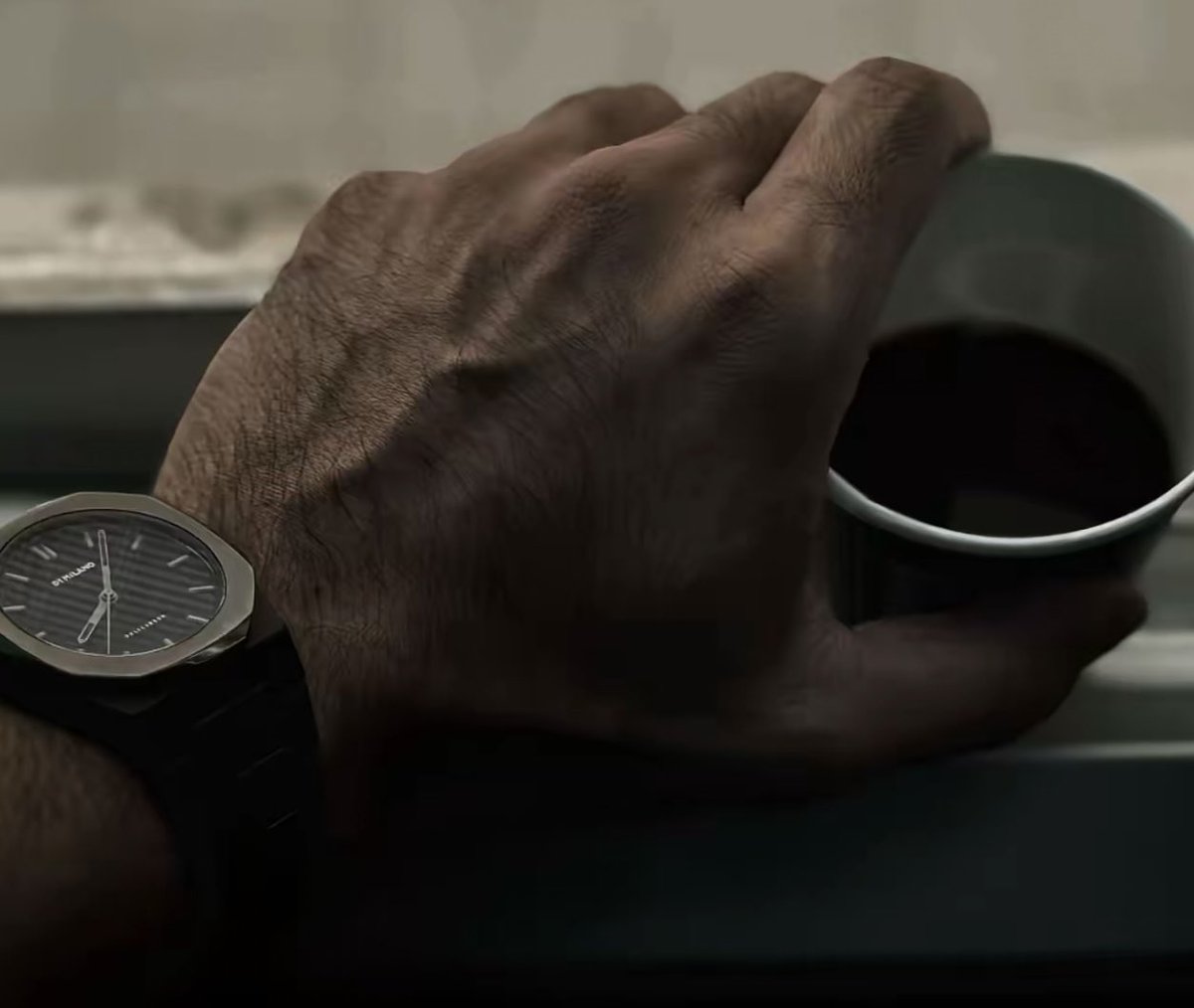 ناس غلاهم داخل القلب ماراح 

يمشي معك في خافقك وين ما تروح

 سبحان من سخر غلا بعض الأرواح 

بعض البشر تفديه لو يطلب الروح

                      𝑾………💜

#حبيت_اقول
#بوح_lلخاطر 
#بوح_المشاعر 
#عيال_الراجحي 
#أنت_الأساس