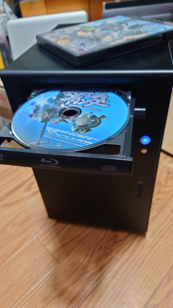 Pine1973's tweet image. ビンテージなパーツで
１台組んだよー(*´∀`)♪
i7 3770
Radeon RX480 8GB
ZorinOS
5インチなブルーレイドライブが積めるITXケースは貴重よ(*´∀`)♪
#モンハンワイルズベンチマーク
#MonsterHunterWilds
#ZorinOS #Steam
#Radeon #RX480