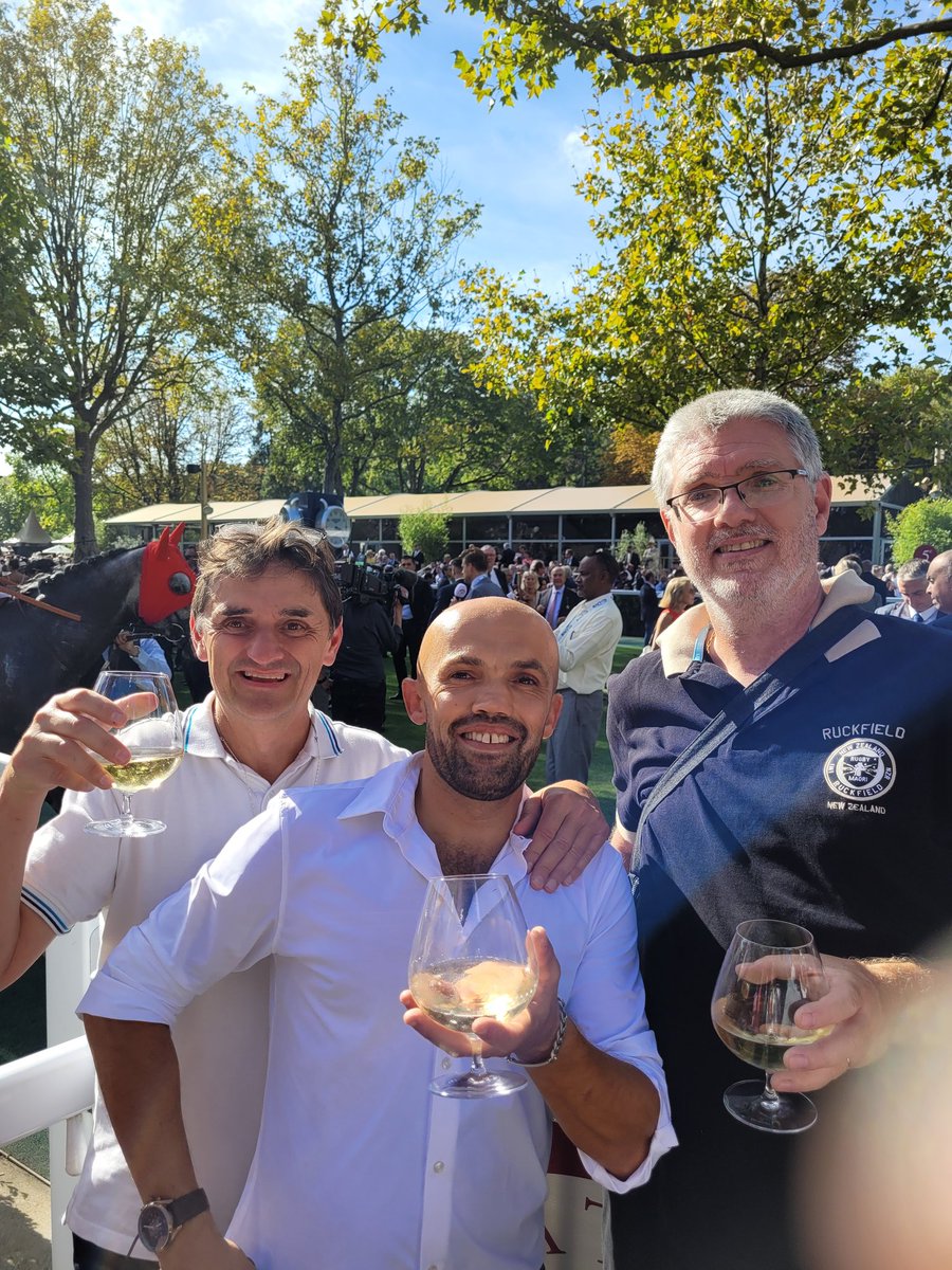 Om-Laval tweet media