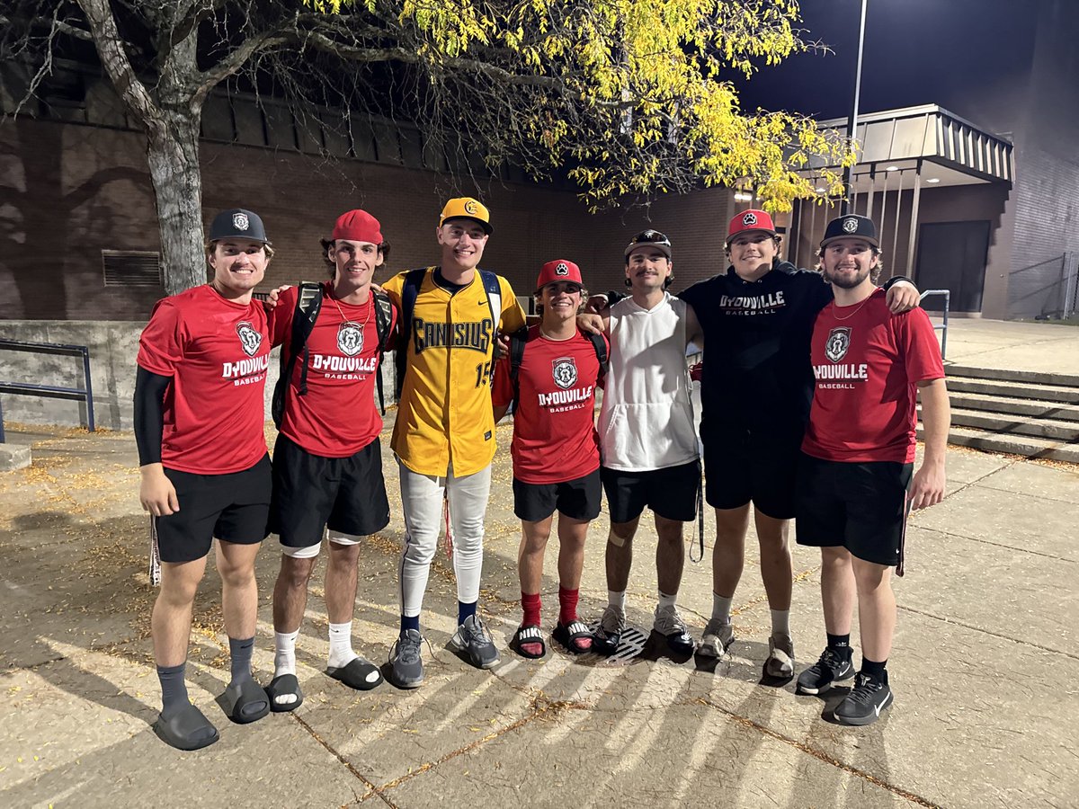 Cool opportunity last night to see 6 of our former 25’ players sharing the field at the collegiate level.