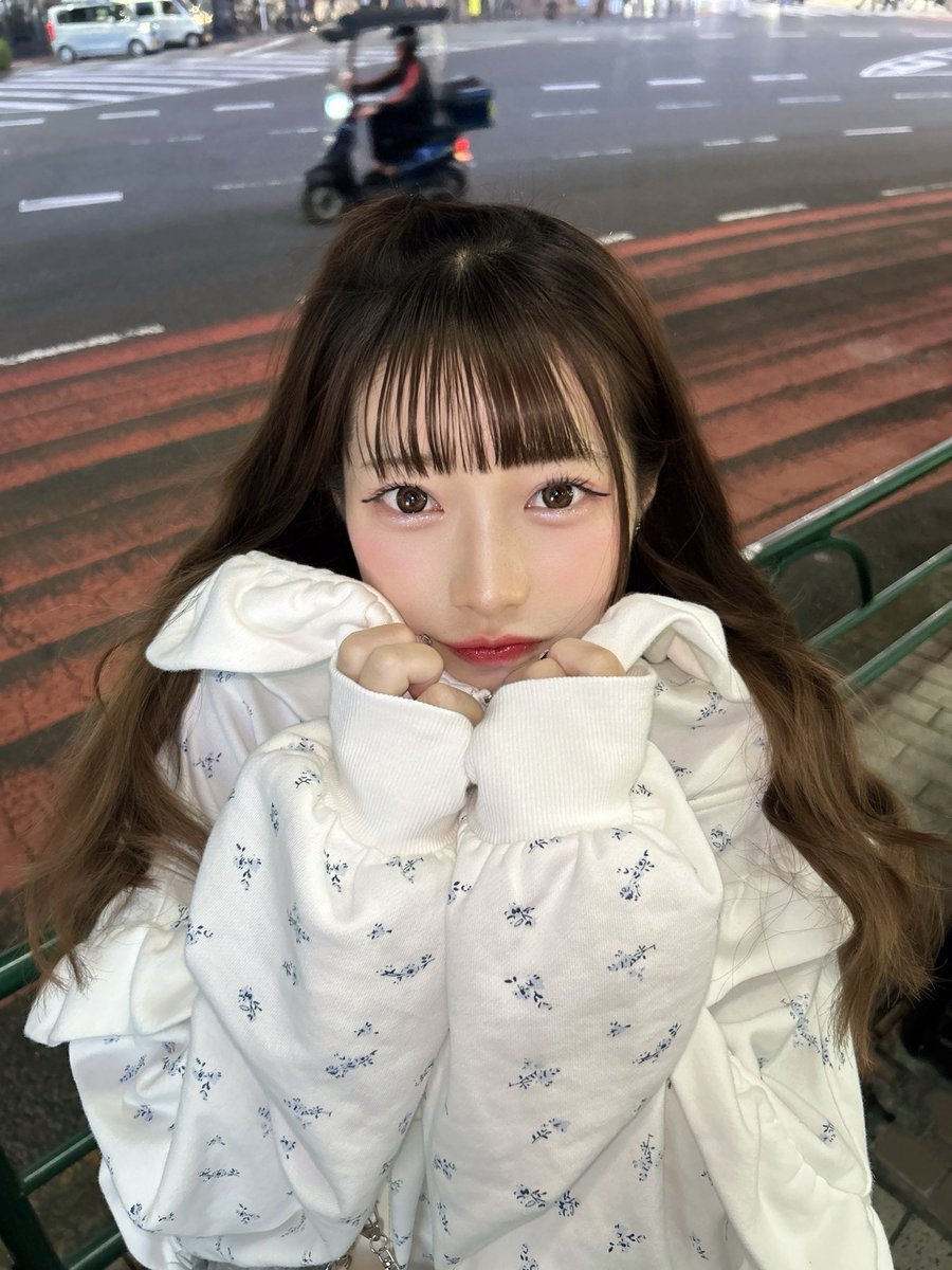 raraNECOPLA's tweet photo. 上目遣いしてみたけど恥ずかしくて照れちゃった🥹褒めてくれたら嬉しいな💭 https://t.co/Gs5Kg8P1eK