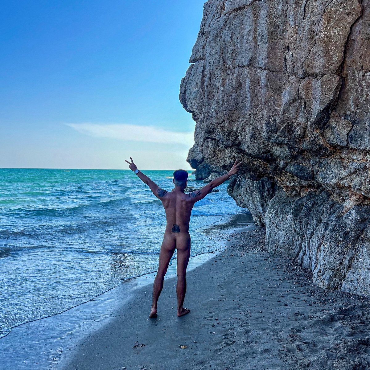 Sitges, Spain 🇪🇸 🌴🌊🫣