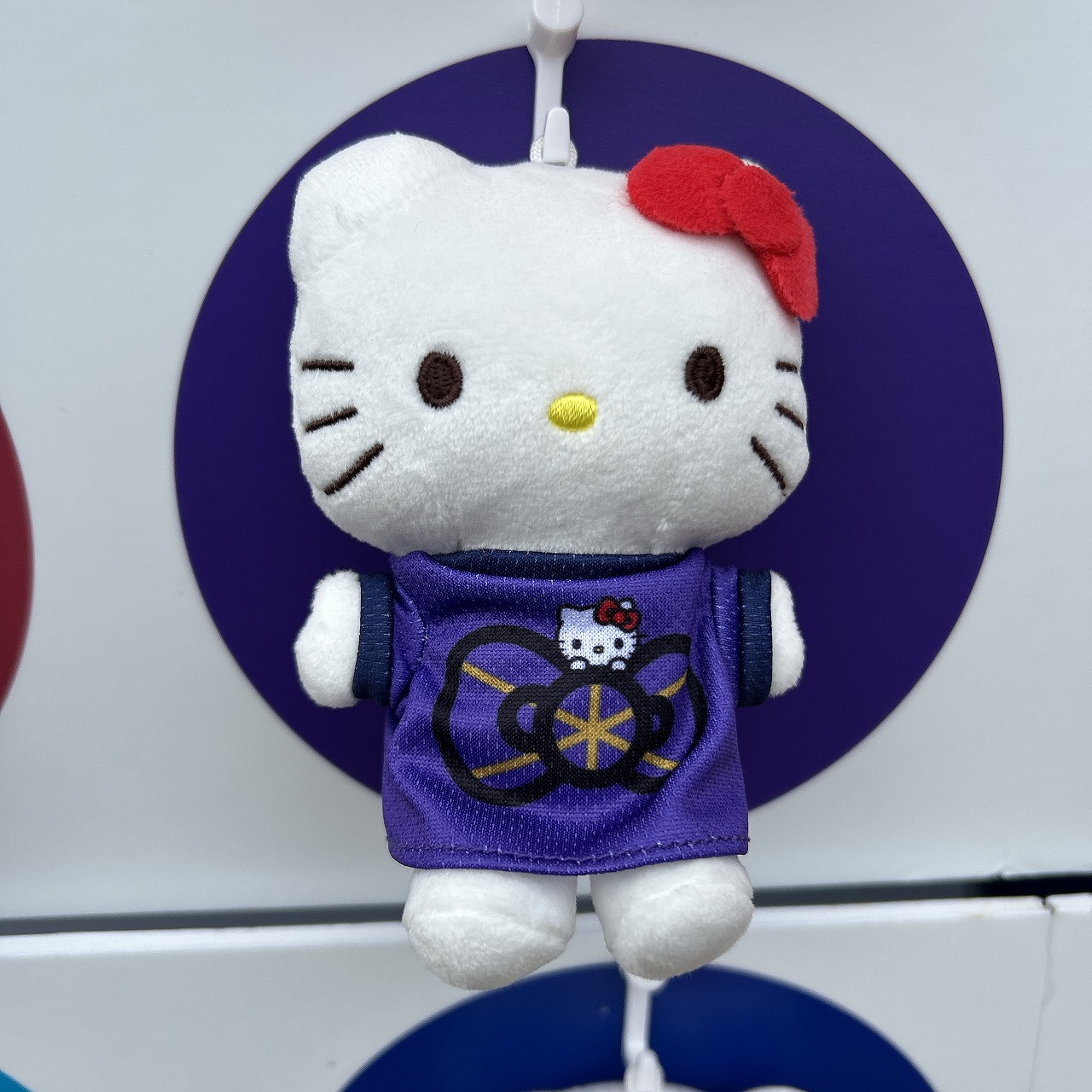d*3様 ハローキティ地域限定ぬいぐるみ ハローキティ」ぬいぐるみコレクション♪ 全身真っ赤なキティも
