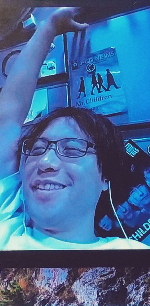 soborotamari's tweet image. なかのお笑いコンテスト、惜敗しました!!
メガネロック大屋さんに優勝持ってかれました🌪️
手羽先チャンプルーさんにも倒されました🐣🐣🐣
悔しい!
ふかわりょうさんにネタを盗まれないことを祈ります🌠