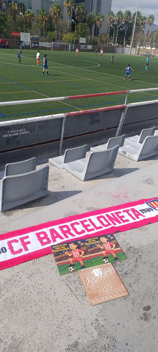 Defensa l'equip del teu barri.

#barceloneta #barridelostia #futfem #barcelonetacf