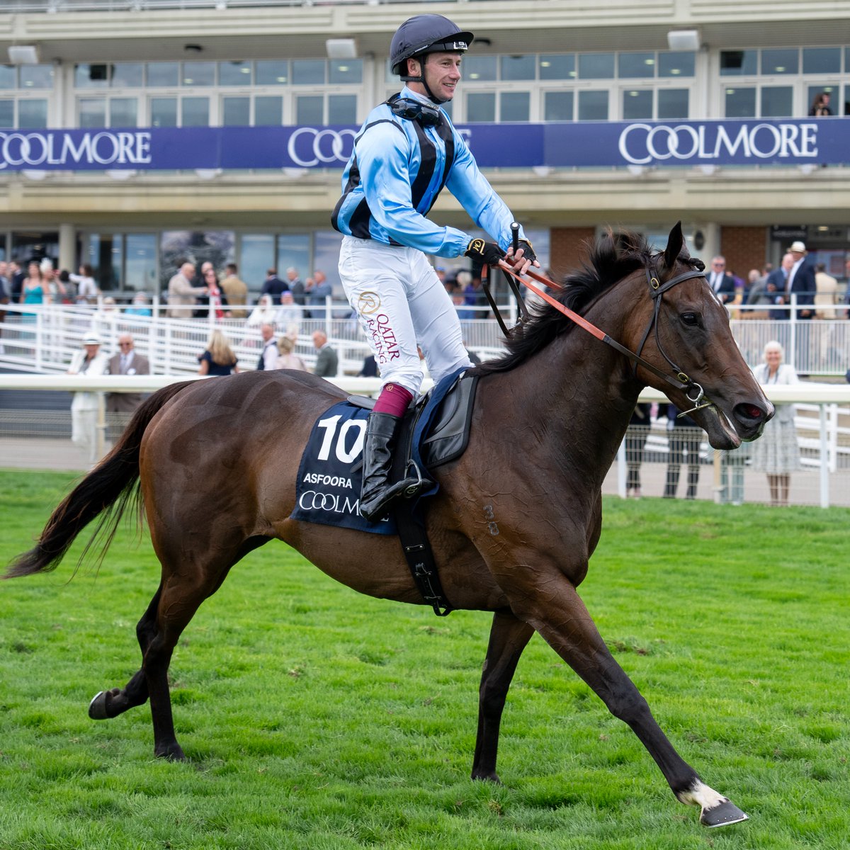 ASFOORA wins the Prix de l'Abbaye de Longchamp Longines 🇦🇺👏