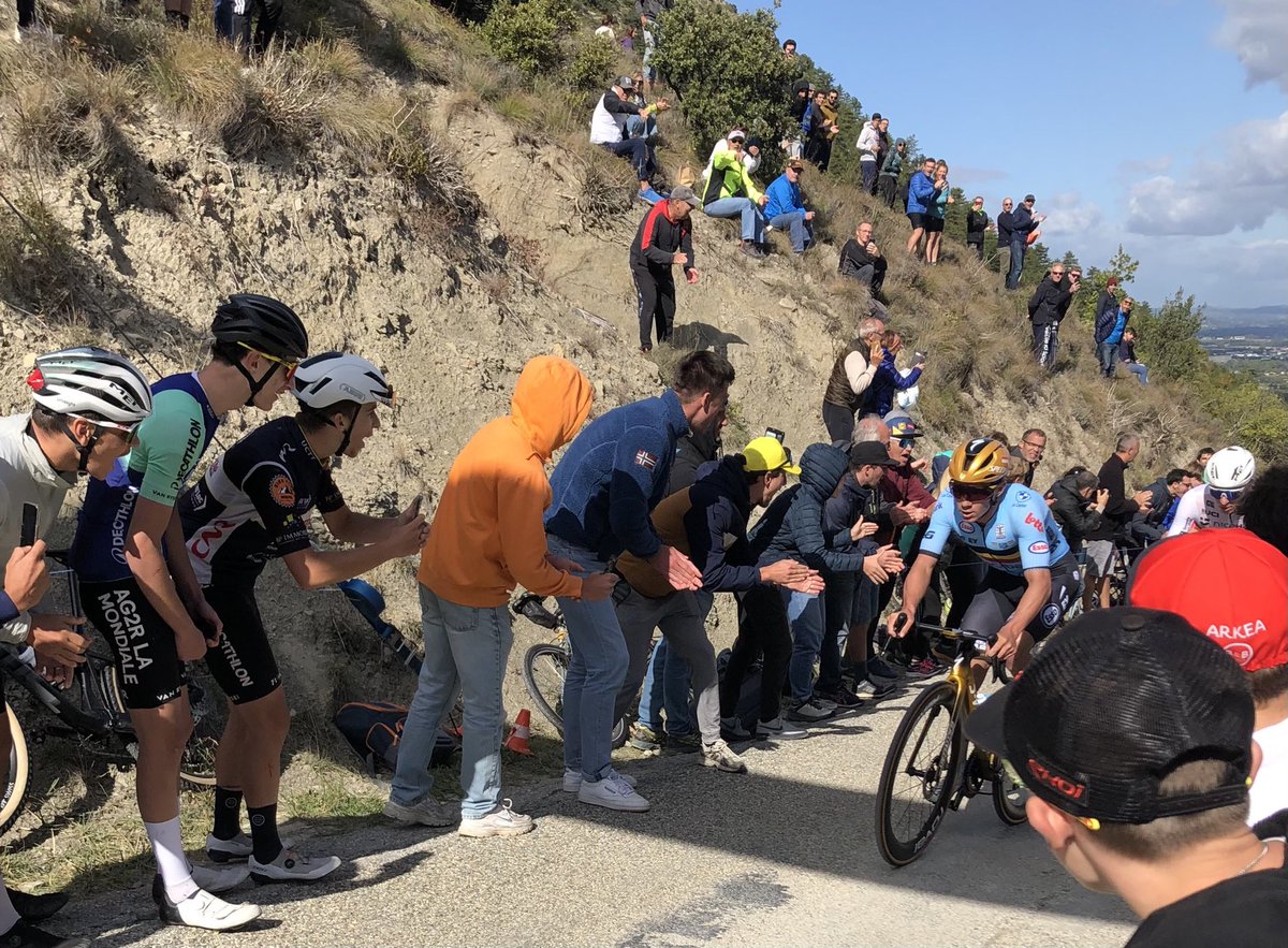 Ambiance de feu sur les pentes du Val d’Enfer au championnat d’Europe #EuroRoad25