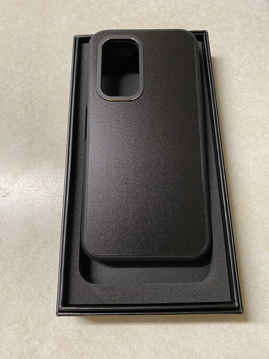 No Solana Seeker phone is complete without a <a href="/SOLYD_STORE/">SOLYD</a> case

As you can tell by the design, I have simple taste.

But the case is firm with exceptional design. 

Now time to wait for those sweet rewards.