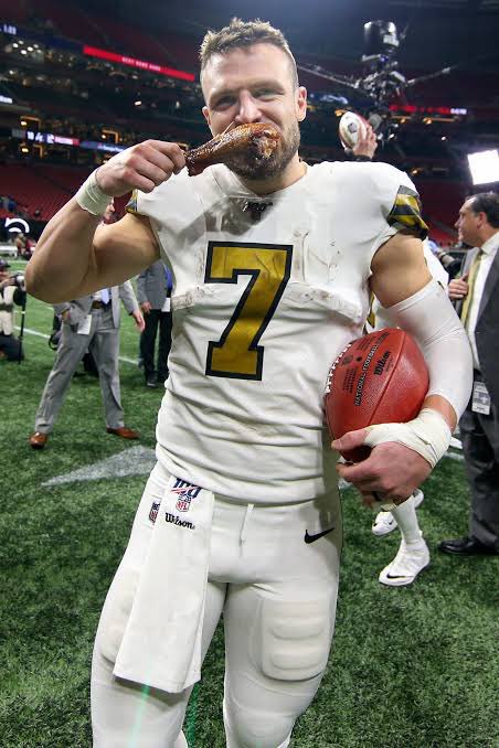 Good morning to #Saints fans only! 

Taysom Hill plays football today and I’m so excited about it.