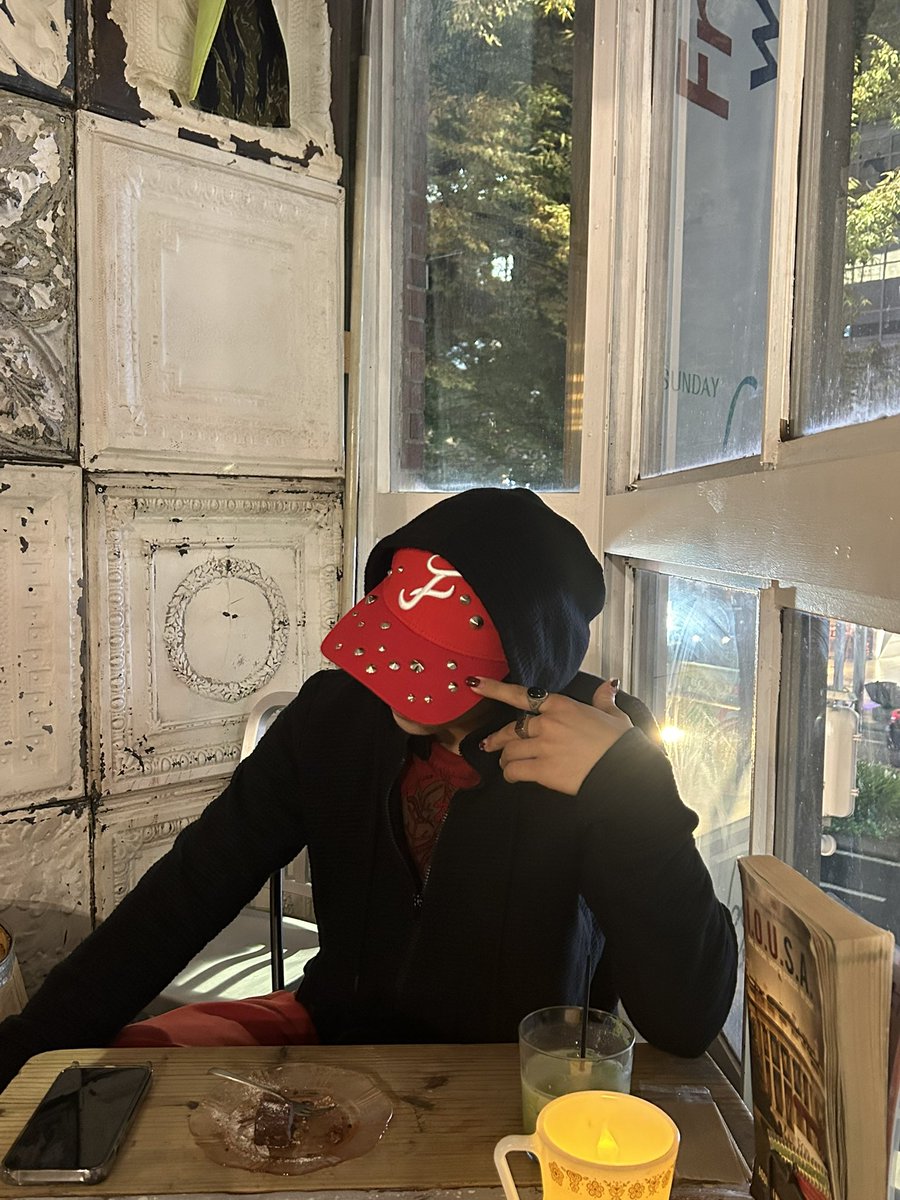 shiimina246's tweet image. I&apos;m RED★

#fashion #adidas #avavav #ootd #nagoya