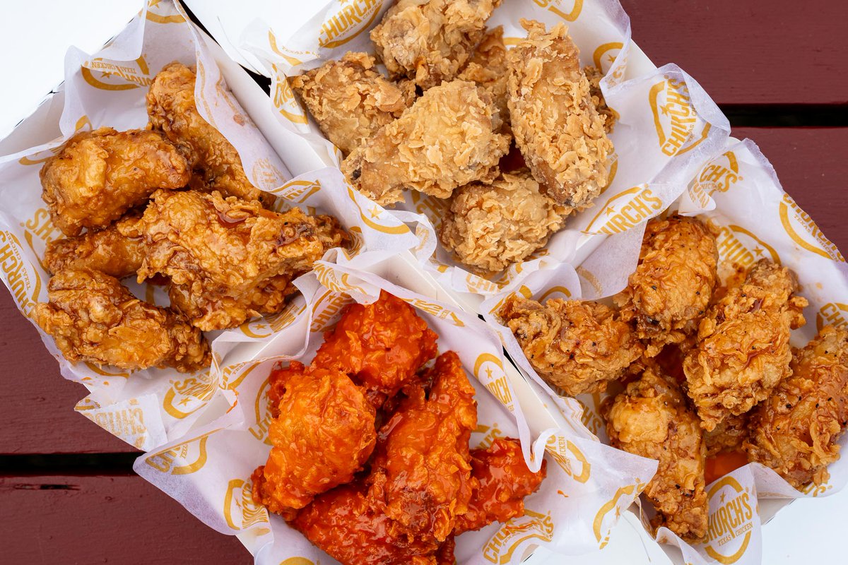 natprovisioner's tweet image. QSR chain @ChurchsChicken is adding bone-in wings to the menu, debuting in four flavor varieties.

➡️ Learn more here: brnw.ch/21wWmol
#chicken #wings #QSR #ChickenWings