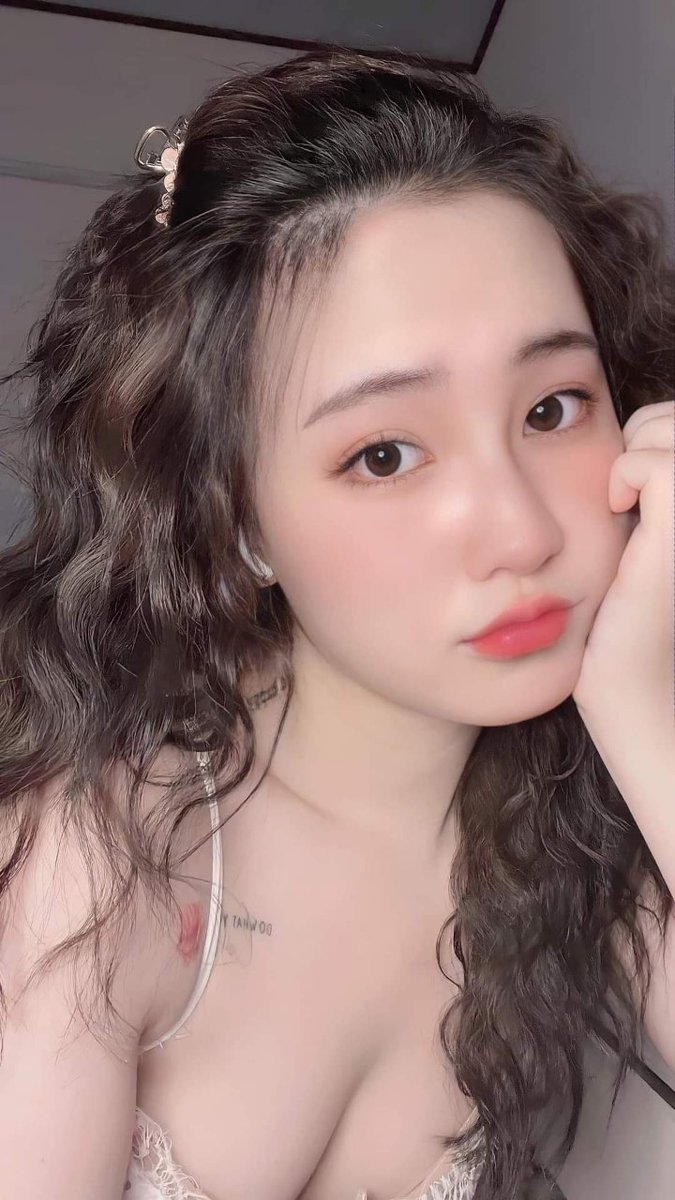 Chịch hông nứng quá nè