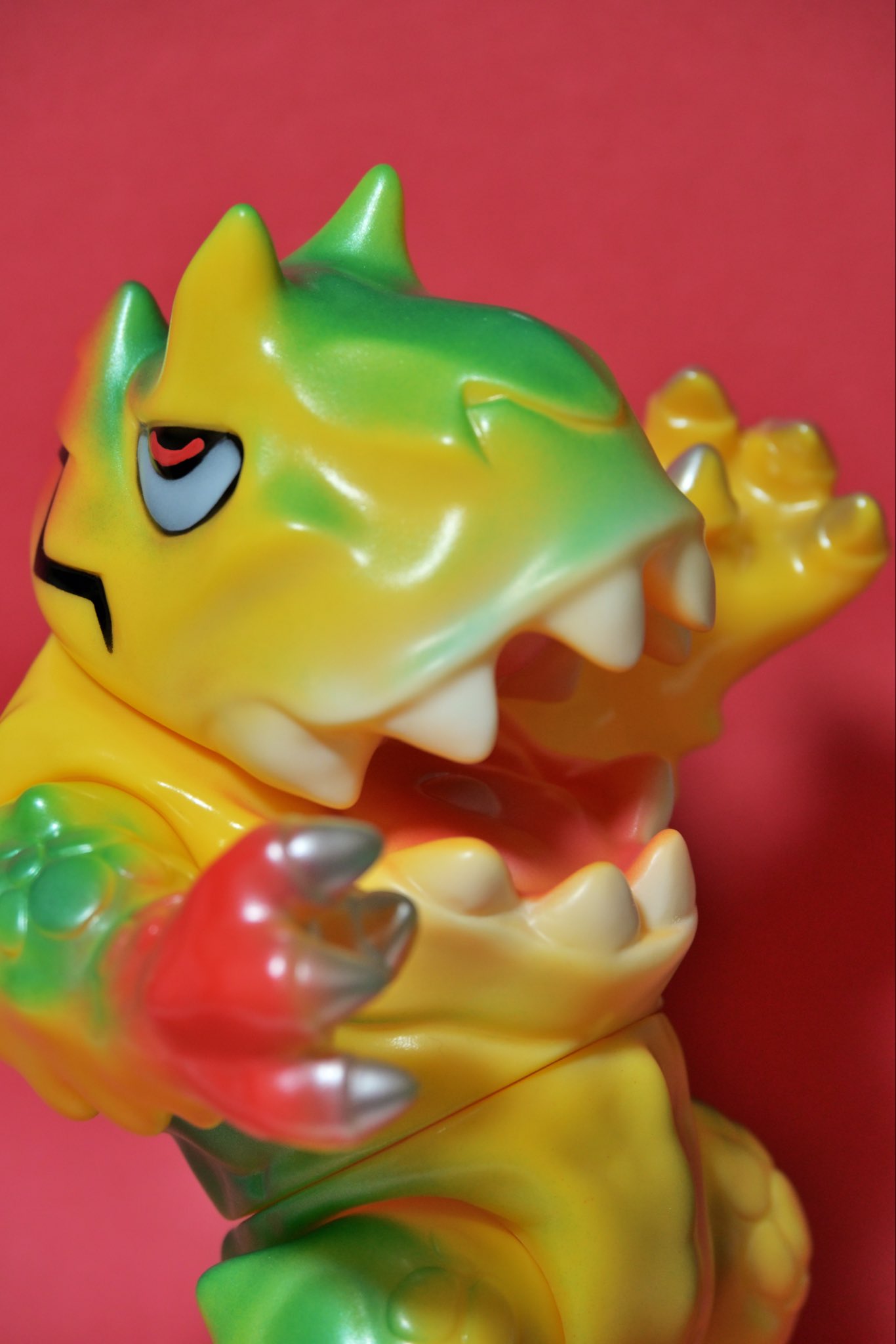 J*m様 ダイノワン ソフビ　アカ　赤成型/黒/黄土色/水色目Ukydaydre ダイノワン ソフビ アカ 赤成型/黒/黄土色/水色目Ukydaydreamer