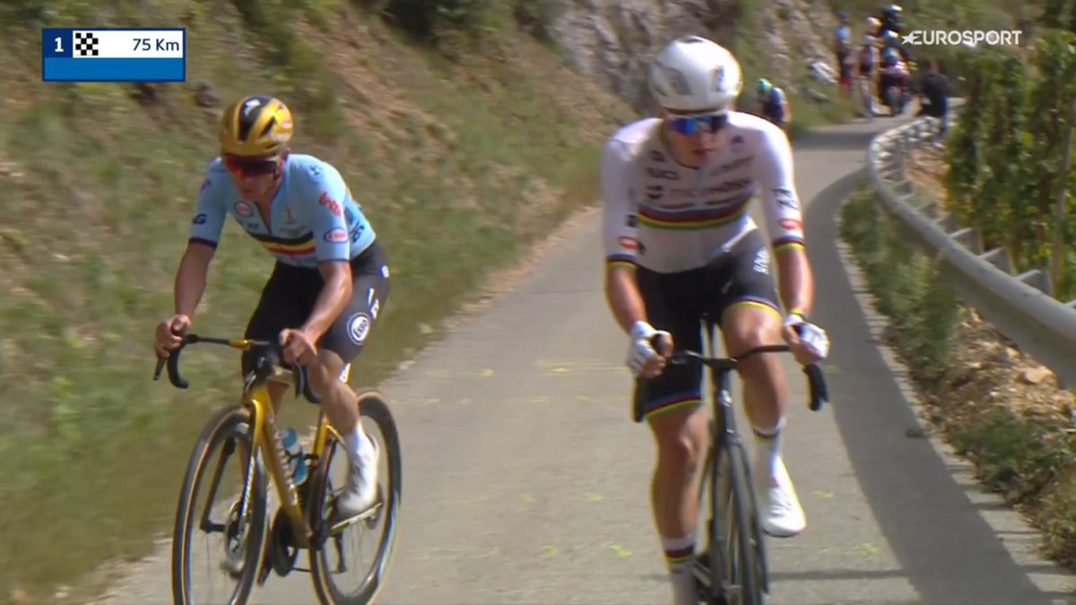 Le Gruppetto tweet media