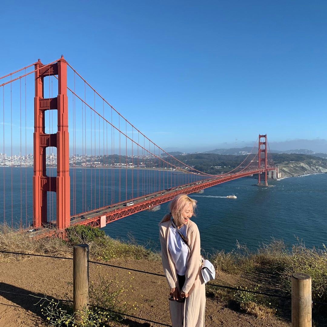 clovergraph's tweet image. • #𝚆ā𝕥ch自分·𝙶𝙾 visitando varios lugares aprovechando que hice comeback, pero watch me more hacer stream como loquita a las #𝕥ök𝕪o·𝐛ea𝕥s porque es una canción demasiado buena. Muy temprano para decirlo pero ahora es mi rola favorita en todo el mes and I said what I said.