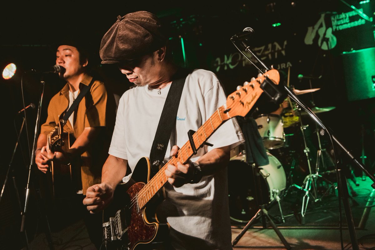 Live Go Round tweet media