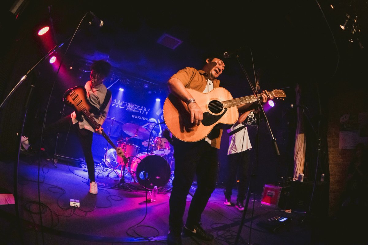 Live Go Round tweet media