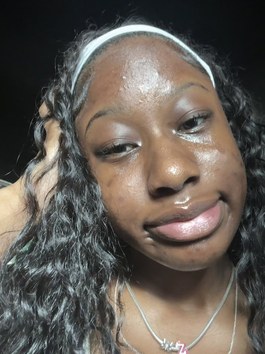 riyypiee's tweet photo. i am a really beautiful girl https://t.co/kBhcfZYRDZ