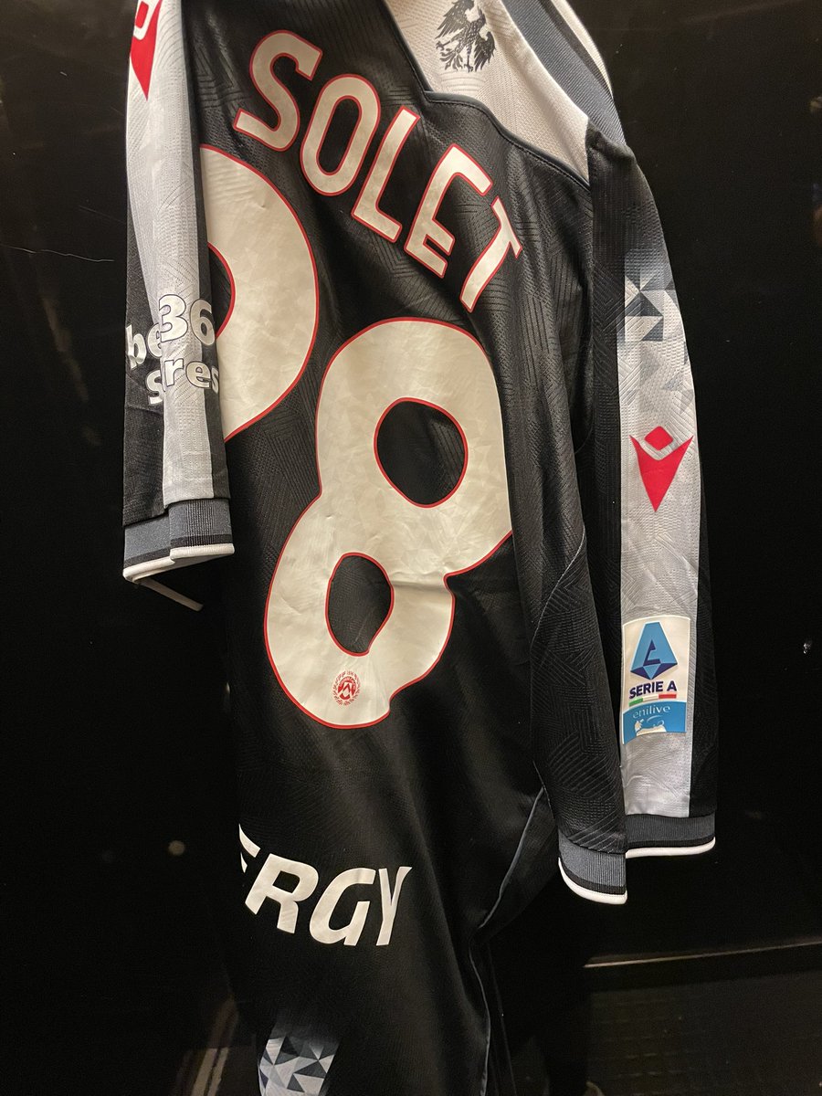Partita sfortunata ma almeno Soledinho mi ha lanciato la maglia <a href="/OSOLET_/">Oumar Solet</a>