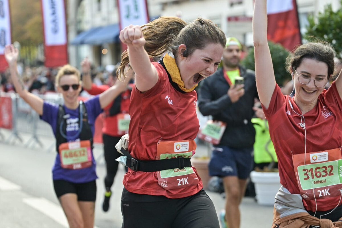 leprogreslyon's tweet photo. ~#RuninLyon : Vous étiez plus de 33 000 coureurs, revivez les meilleurs moments de la #course
https://t.co/0D7xVtExrt https://t.co/kRoZm3umZn