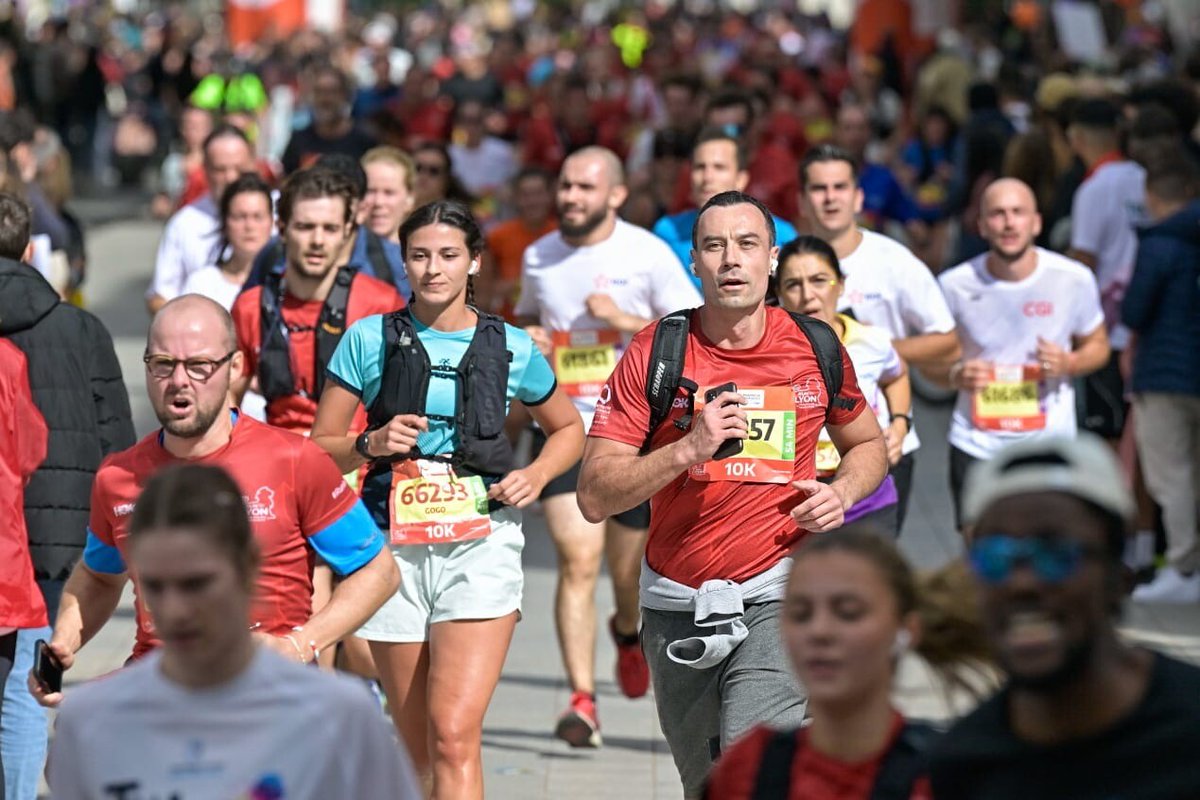 leprogreslyon's tweet photo. ~#RuninLyon : Vous étiez plus de 33 000 coureurs, revivez les meilleurs moments de la #course
https://t.co/0D7xVtExrt https://t.co/kRoZm3umZn
