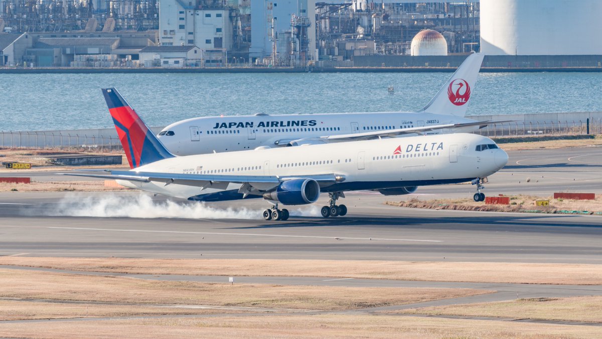 kura7sweet's tweet image. 2025年に成田・羽田で遭遇したレア機を小出しにしてみます。

2025 rare-plane shots in NRT(RJAA)/HND(RJTT)

Delta Airlines / Boeing 767-432ER
N843MH / 04 JAN 2025
N844MH / 26 JAN 2025
N845MH / 18 FEB 2025

中国・広州での整備途上に羽田にテクランしたデルタB764。

#HND #RJTT