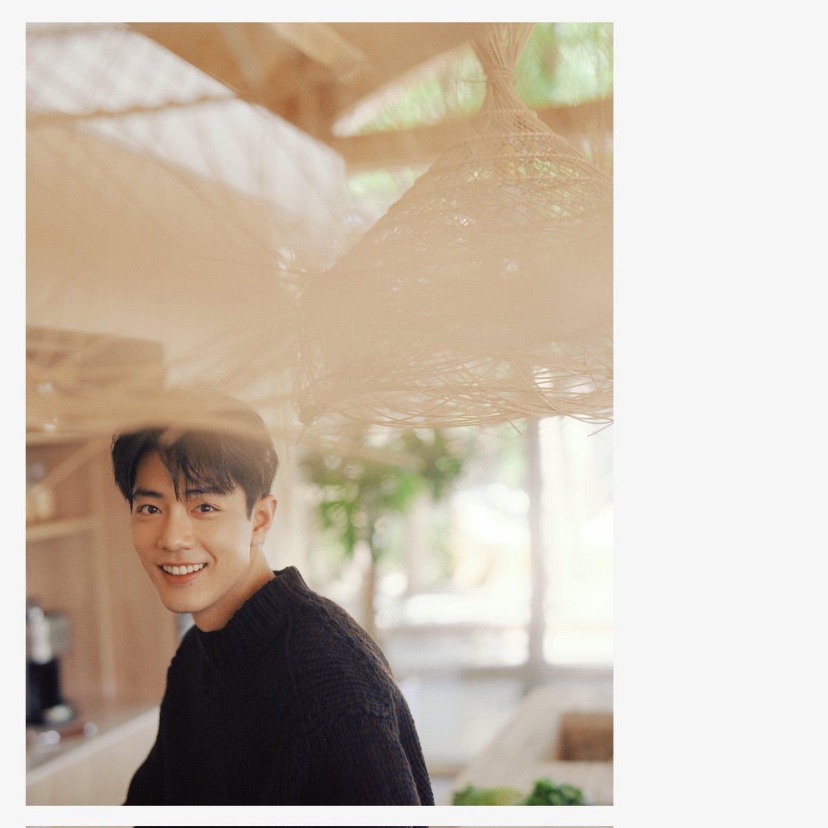 hitch_1010's tweet image. 251005 16:23 샤오잔 공작실 생일 사진3 
연령이 아낌없이 부여하는 성장의 경험, 해가 뜨고 달이 지는 동안 당신이 앞으로 나아가는 발걸음은 더욱 더 침착해져요. 카메라 안팎으로 각각의 장을 모두 특별하게 소중히 여겨요. 일상에서도 일에서도 당신은 강인한 힘으로
weibo.com/6643123988/521…