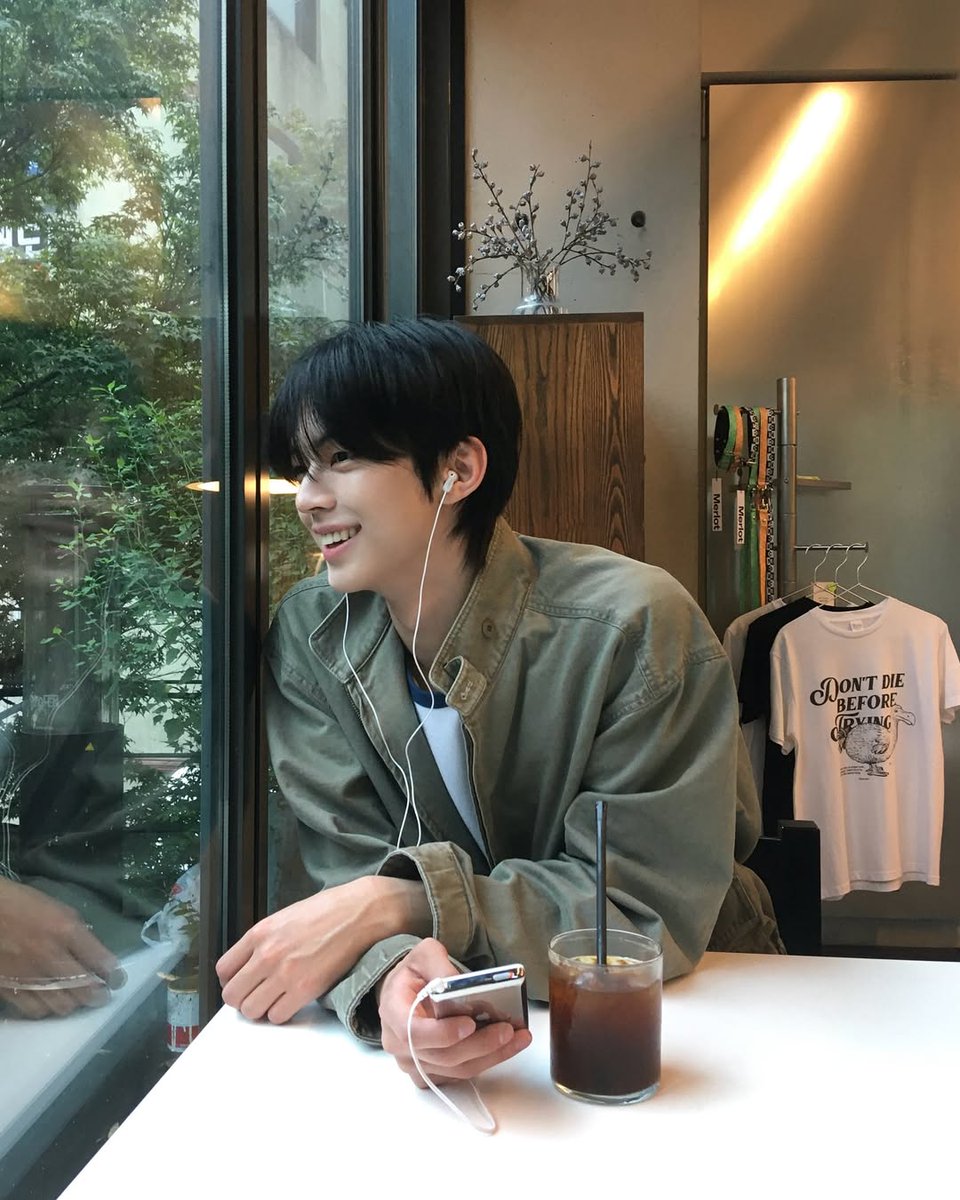 TWS_INTL's tweet image. [INSTAGRAM] 251005

TWS #DOHOON Instagram Update
🎧 Colde - Control Me

&quot;😗😗&quot;

#도훈 #TWS #투어스 #247WithUs @TWS_PLEDIS