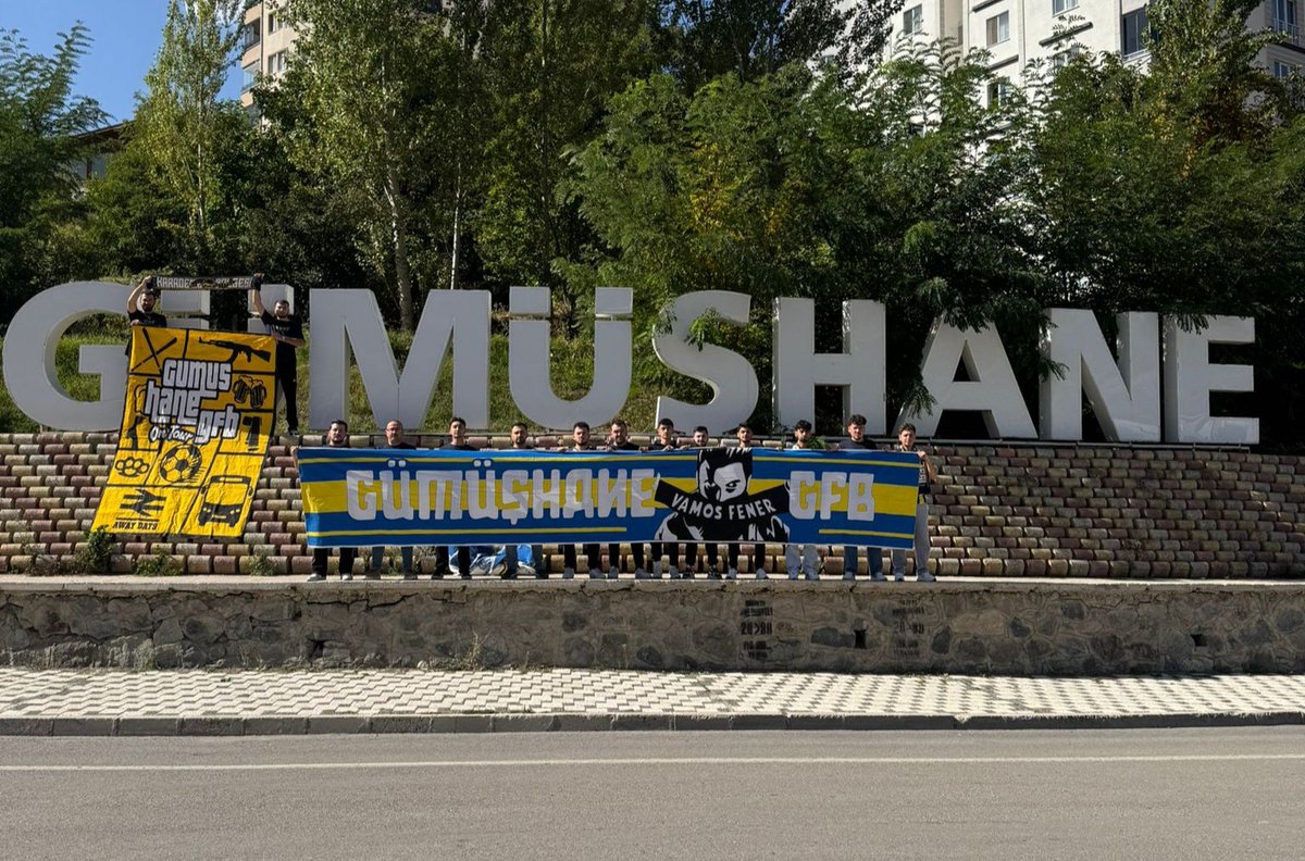 gumushanegfb's tweet photo. HEP PEŞİNDEN 🌿

Gümüşhane GFB UNIGFB ve LİSEGFB ailesi olarak canımız kanımız FENERBAHÇEMİZİ samsunspor karşısında yalnız bırakmamak için Samsun yolundayız..
#samsunaway 

#GFB #GumushaneGFB
#UNIGFB #GumushaneUNIGFB
#LISEGFB #GumushaneLISEGFB https://t.co/806V4ozkje