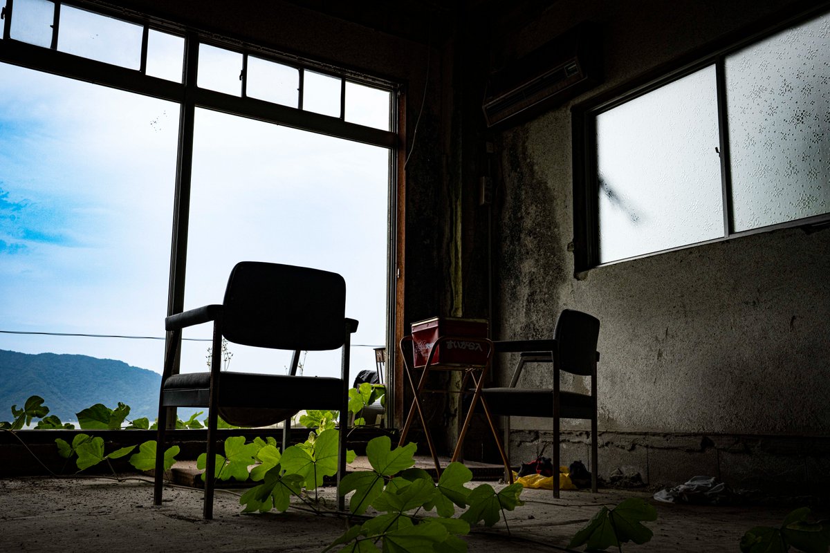 komamasa's tweet photo. オープンカフェ
＃abandone　＃Urbex　#廃墟 https://t.co/qMSYTUMrYP