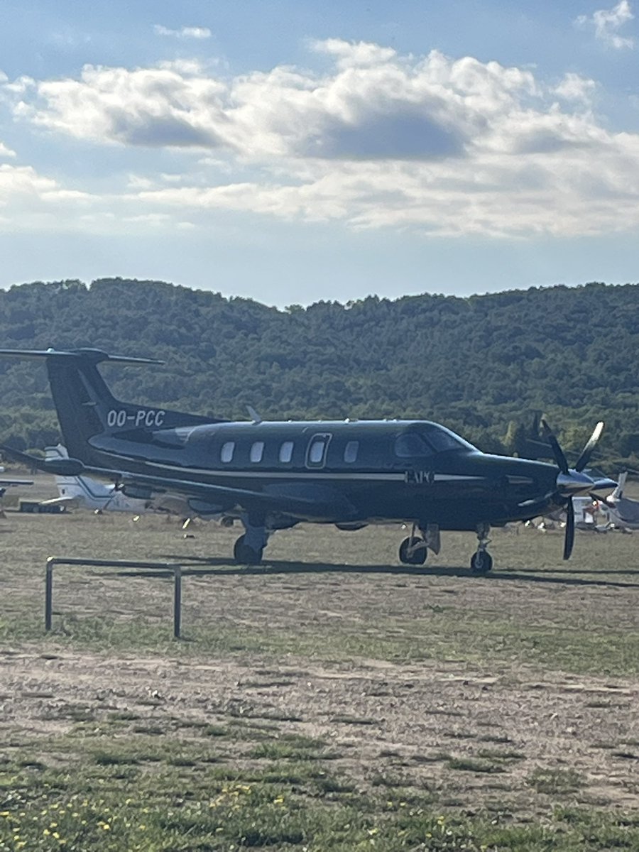 CynthTellsIt's tweet image. I told him he can buy this plane and I’ll be happy - even if it’s not red! 🤣 I have to be very careful with Peter as his track record of making the seemingly impossible possible is 100 %! 🙈😱✈️😆
