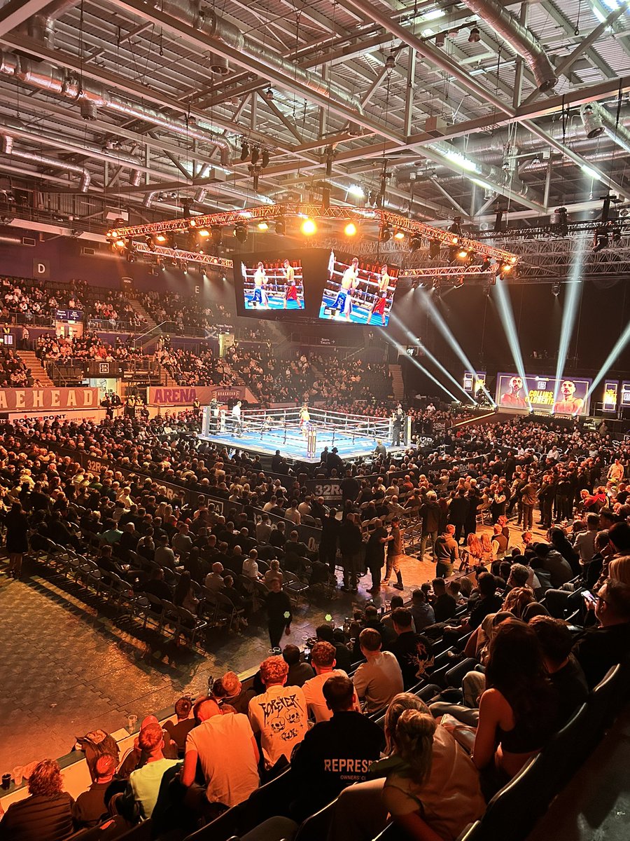 Russell Smith tweet media