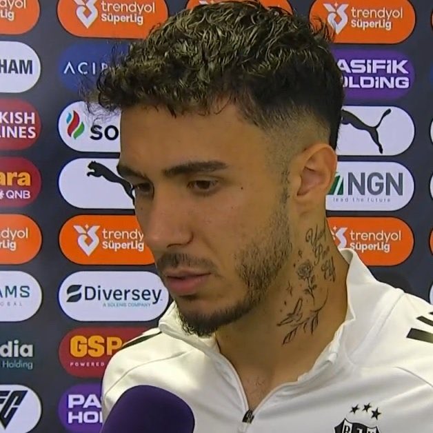 yescontextfb's tweet photo. -Savunmakta en zorlandığın forvet kim ? 

Emirhan Topçu : “ En zorlandığım konusunda bişey diyemem ama en rahat olduğum Osimhen. ” ( TRT Spor ) https://t.co/nUQNdoyWXY