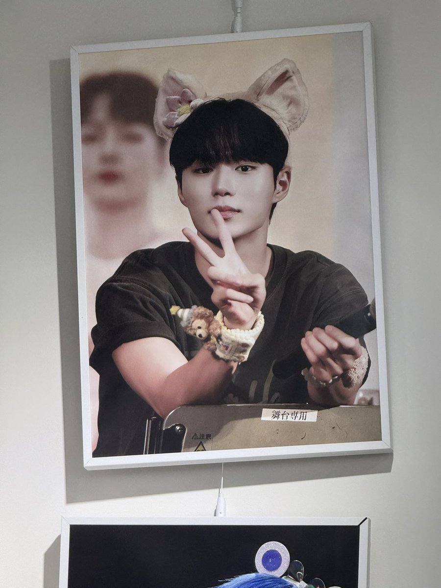 merci143ily's tweet photo. 디���마이디어 
데뷔 5주년 카페🫧🤍

#위아이_끝까지_함께해
#위아이 #WEi #장대현 #김동한 #유용하 #김요한 #강석화 #김준서 https://t.co/KjRjQ7WEJq